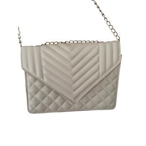 Cream Quilted Pattern Purse Gold Chain Removable Strap Bag